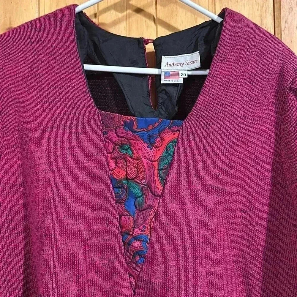 Vintage Anthony Sicari Sweater with Quilted acrylic neck. - Picture 3 of 6